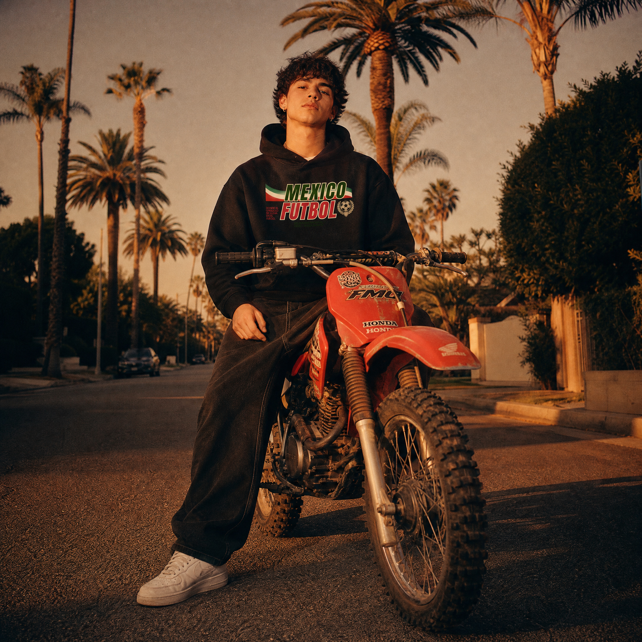 Mexico Soccer 90s Blockcore Fleeced Boxy Hoodie — moto lifestyle